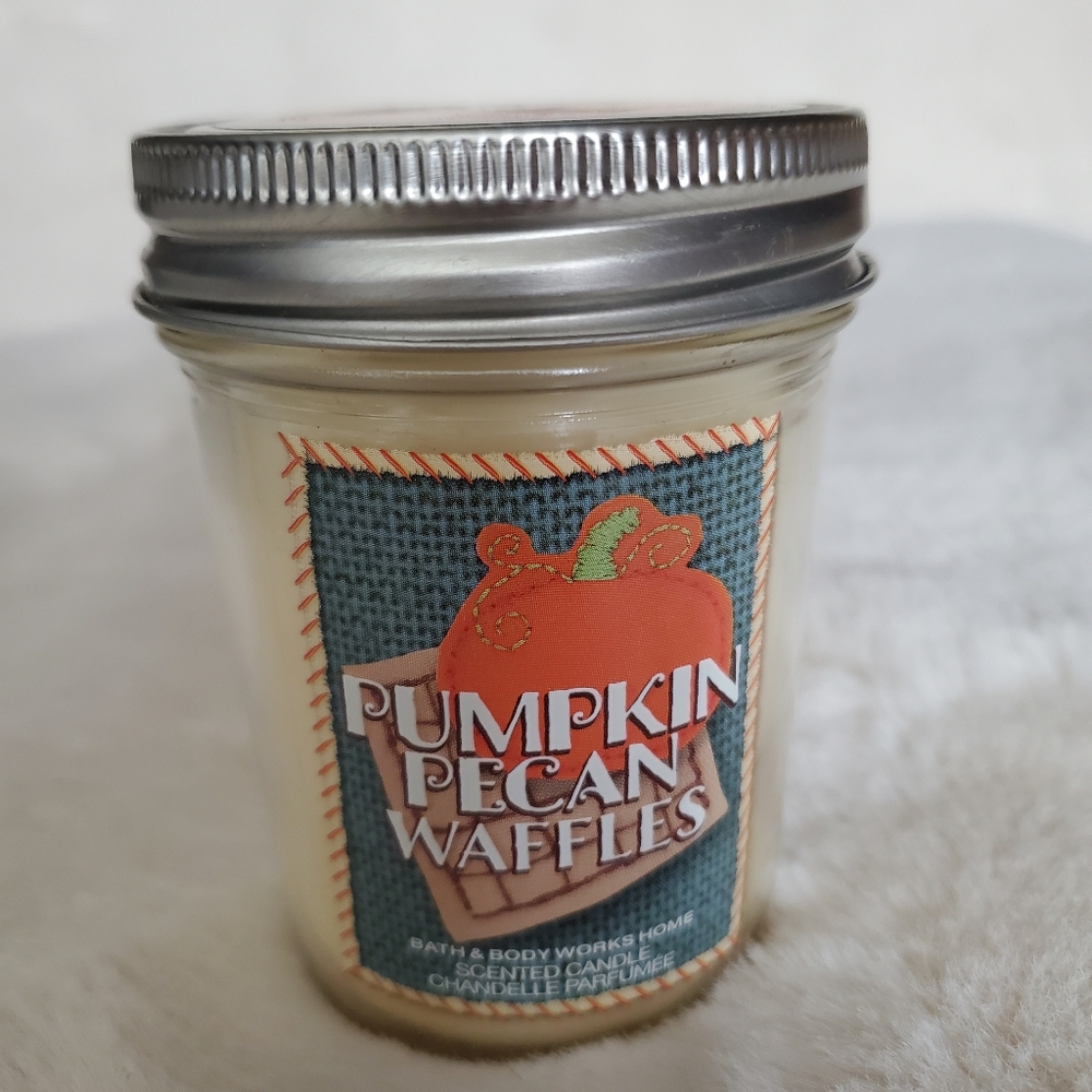 Pumpkin Pecan Waffles 1-Wick Candle by Bath and Body Works.